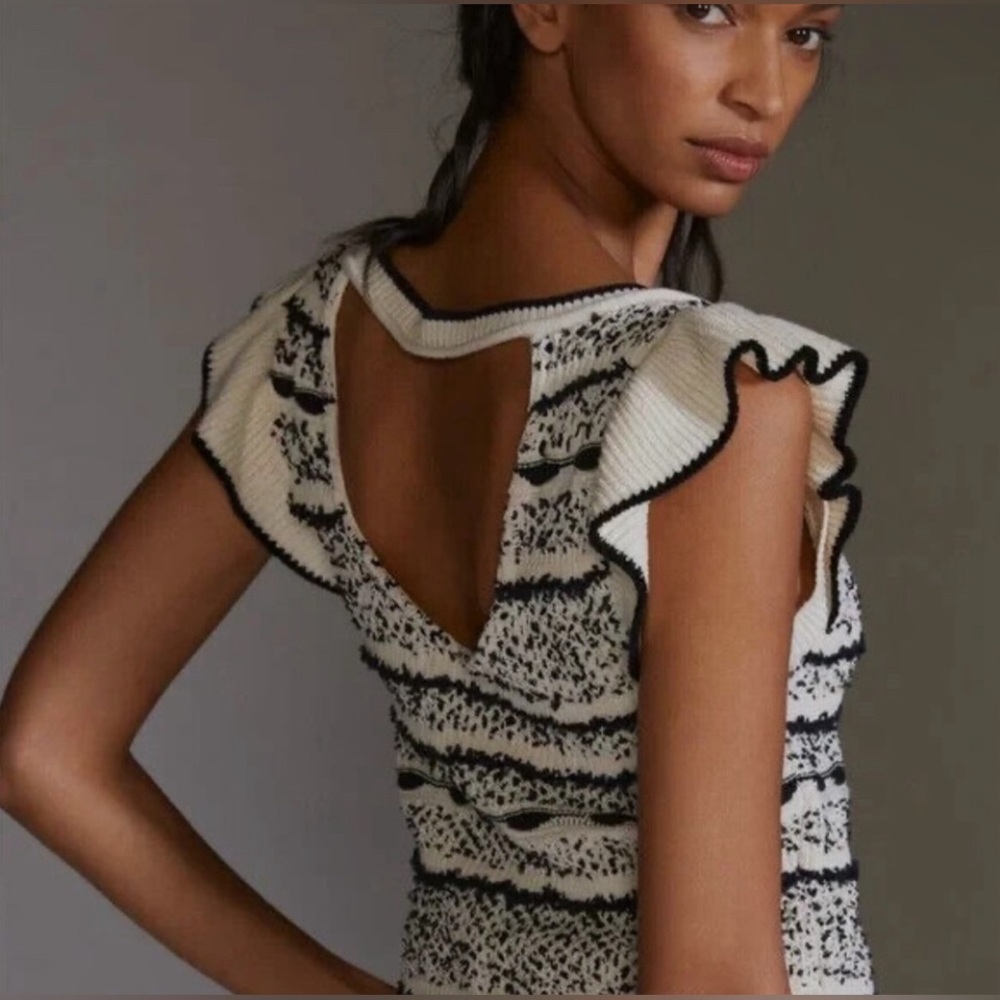 Anthropologie Black & White Ruffled Sweater w/Keyhole Back 🖤